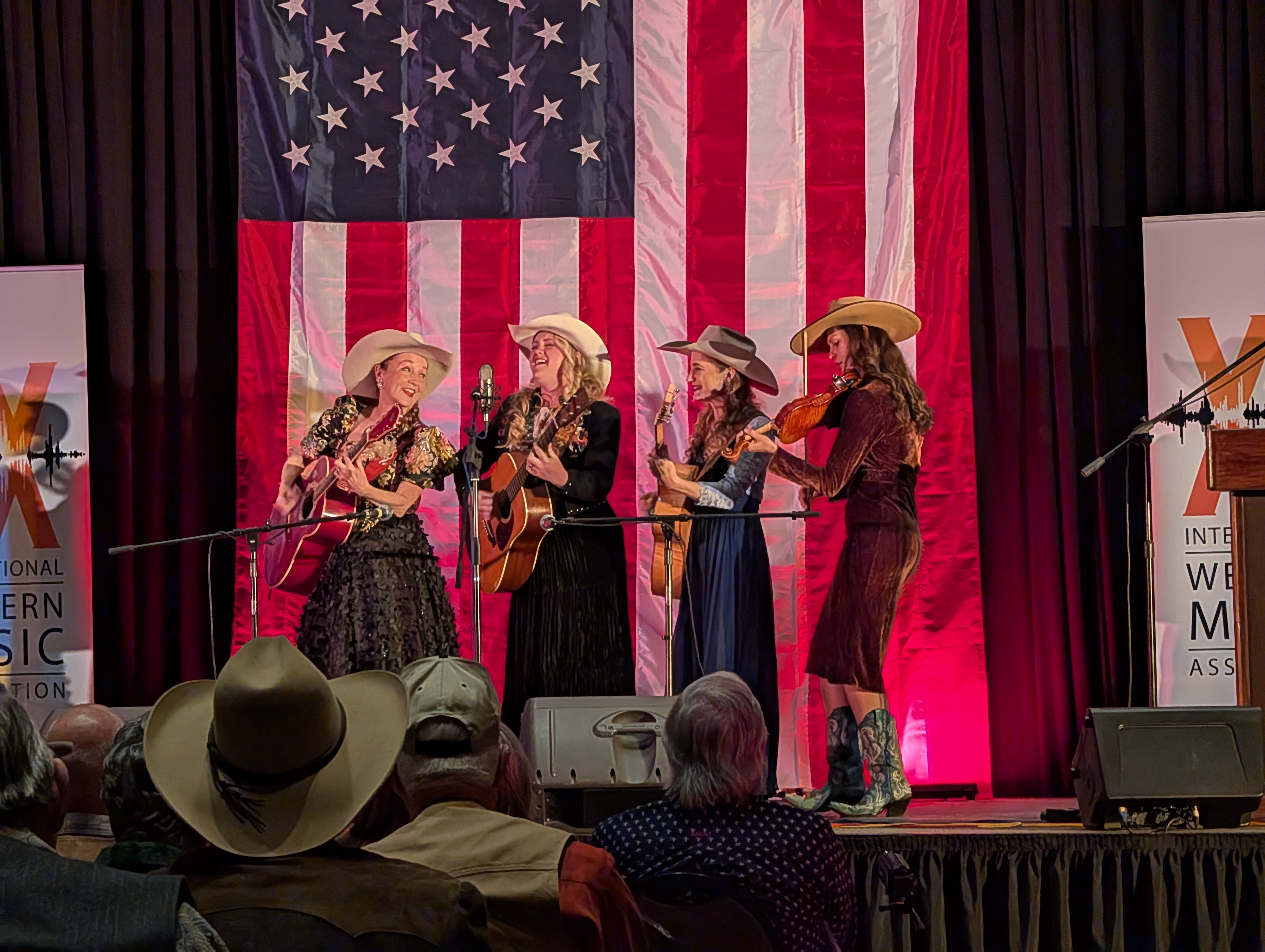 4 Female Performers